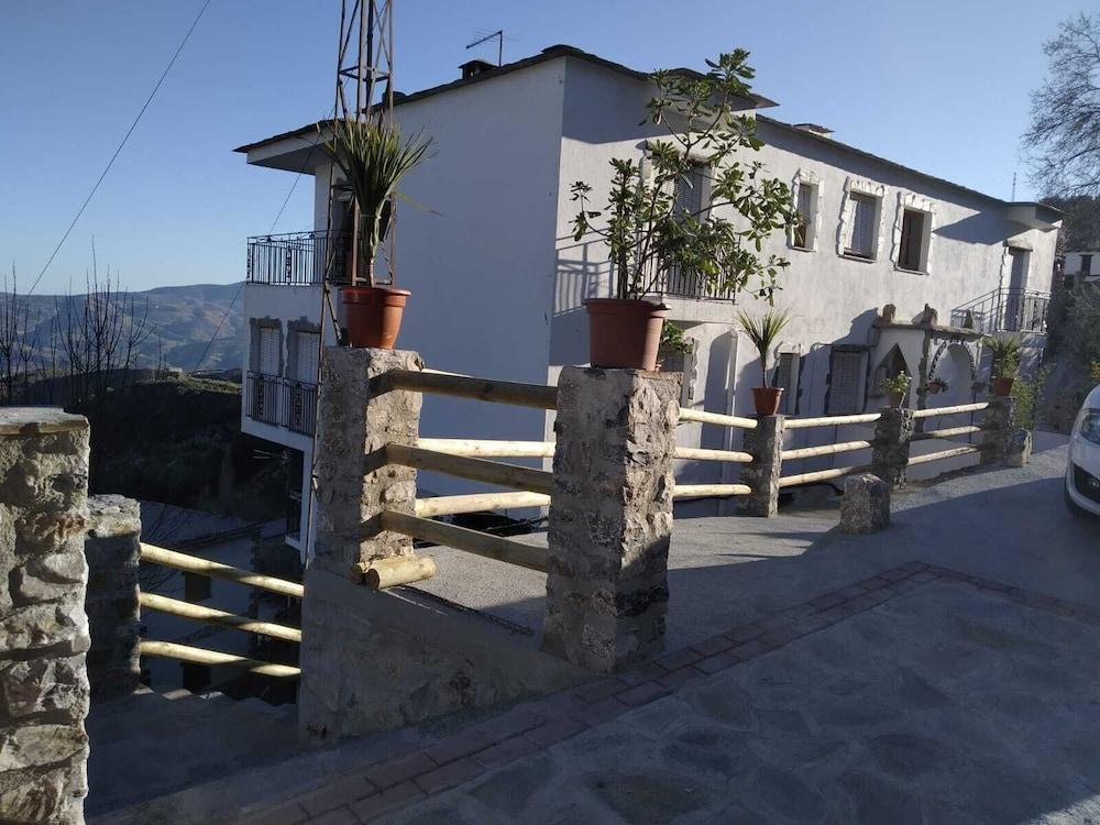 Alojamiento Rural Mirador Del Avellano Alpujarra De La Sierra Extérieur photo