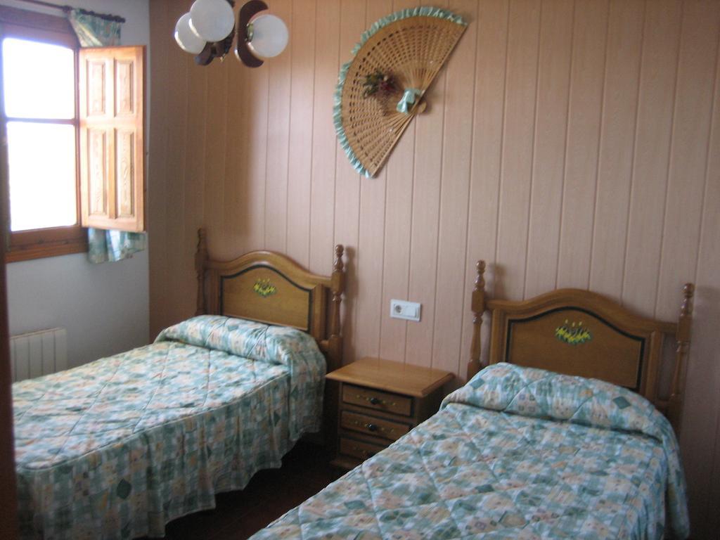 Alojamiento Rural Mirador Del Avellano Alpujarra De La Sierra Chambre photo